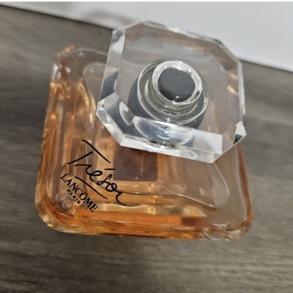 Lancome Tresor EAU De Parfum in Warm Amber - Picture 3 of 4